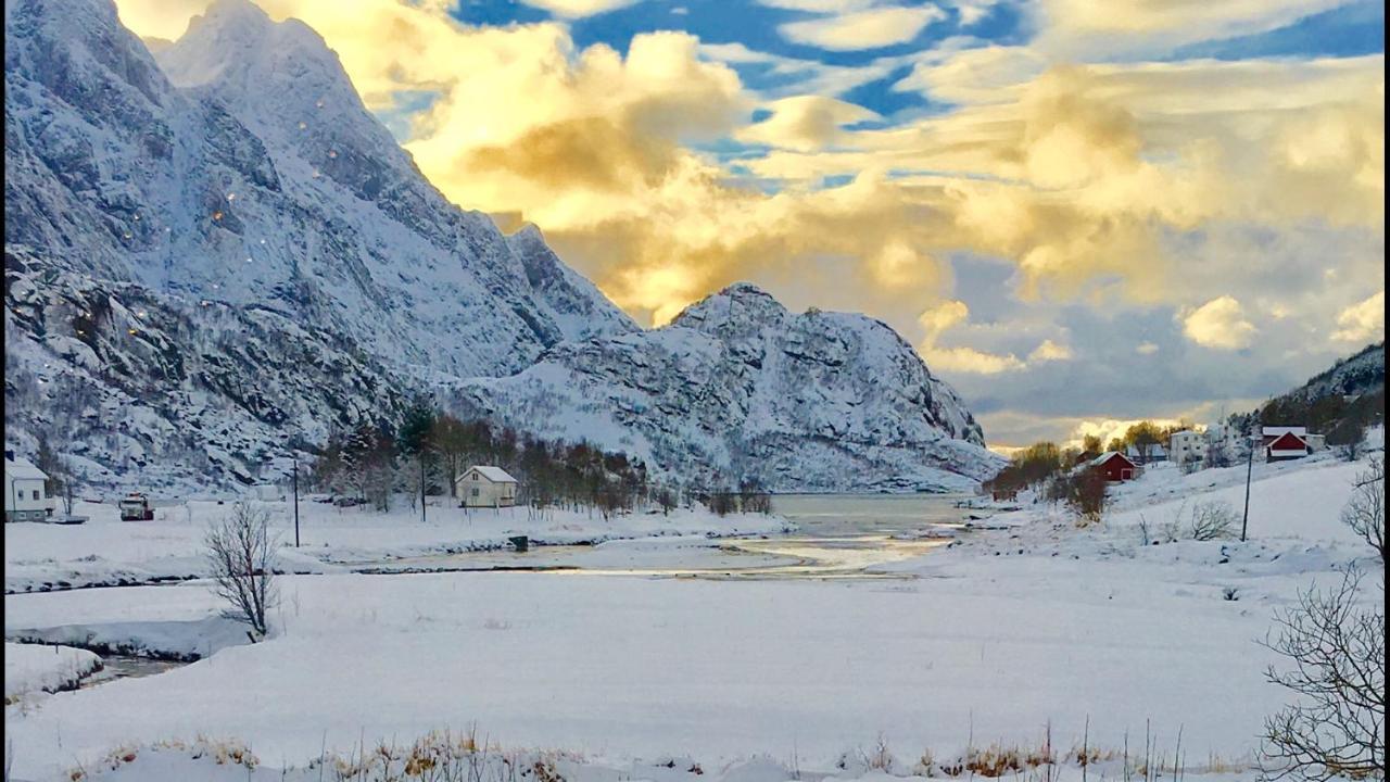 Saupstad  Lofoten Fjord Lodge מראה חיצוני תמונה